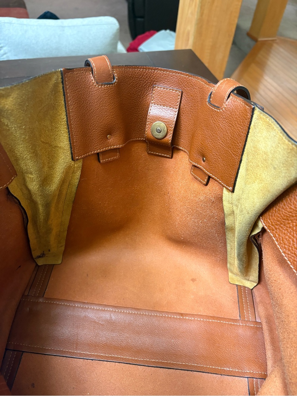 Chloé Milo Cognac Brown Leather Shoulder Tote - Picture 11 of 14